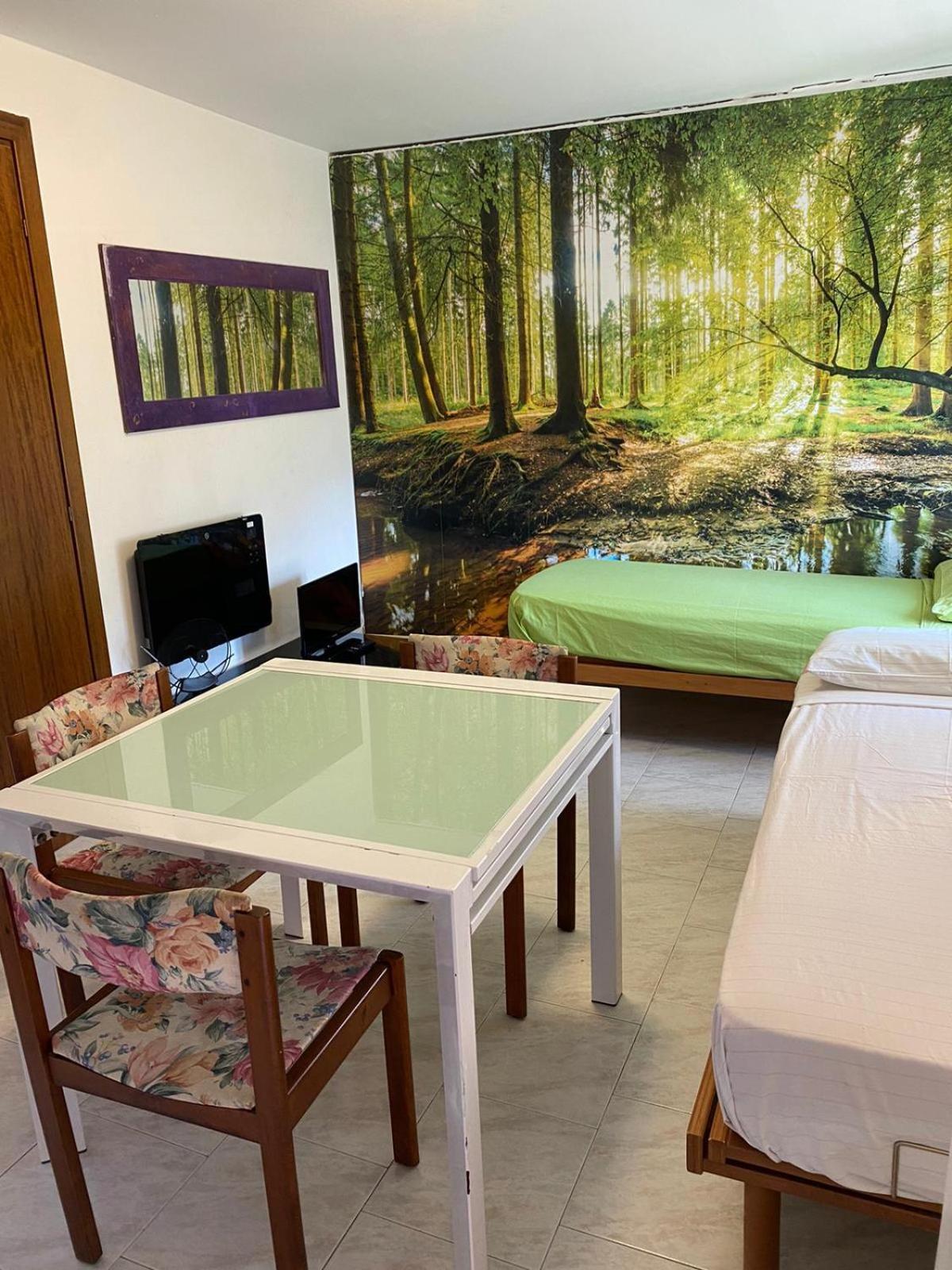 Apartamento Cute Little Flat With View, 20 Mins To Bgy Airport Pradalunga Exterior foto